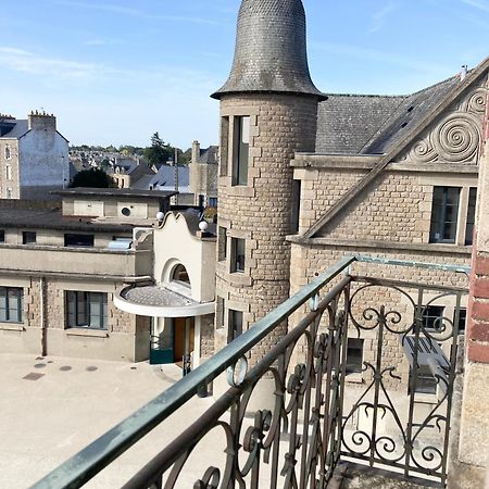 La Belle Consigne - Appartements Dinan Centre Gare Luaran gambar